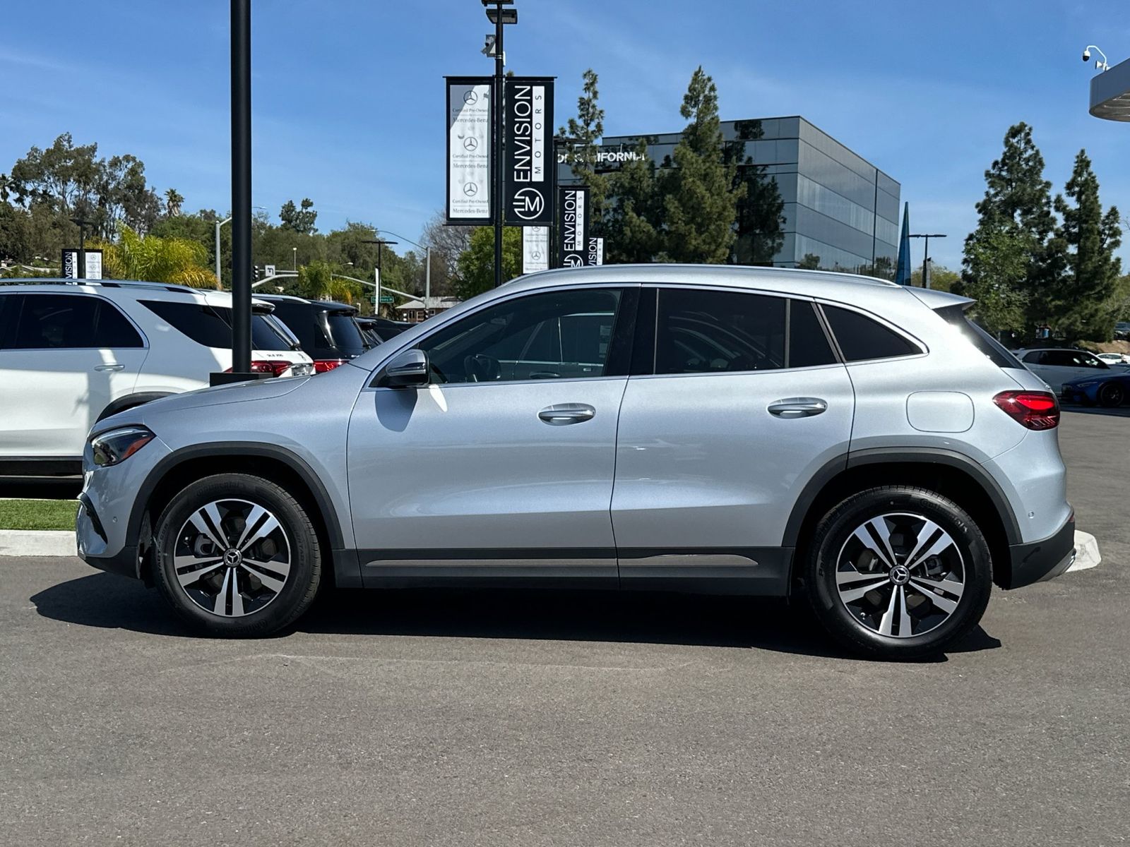 2026 Mercedes-Benz GLA 250 4MATIC photo 6