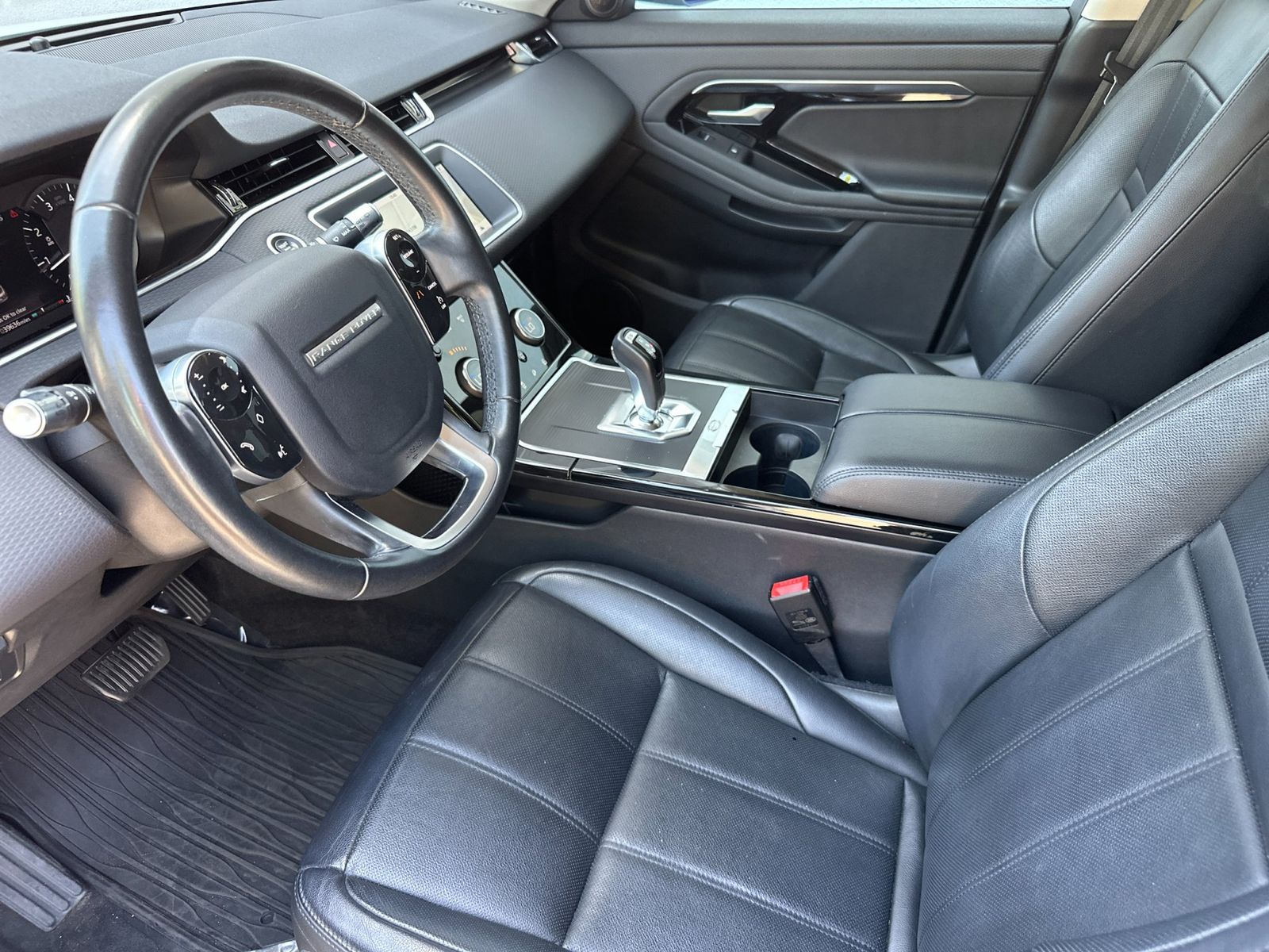 2020 Land Rover Range Rover Evoque S photo 5