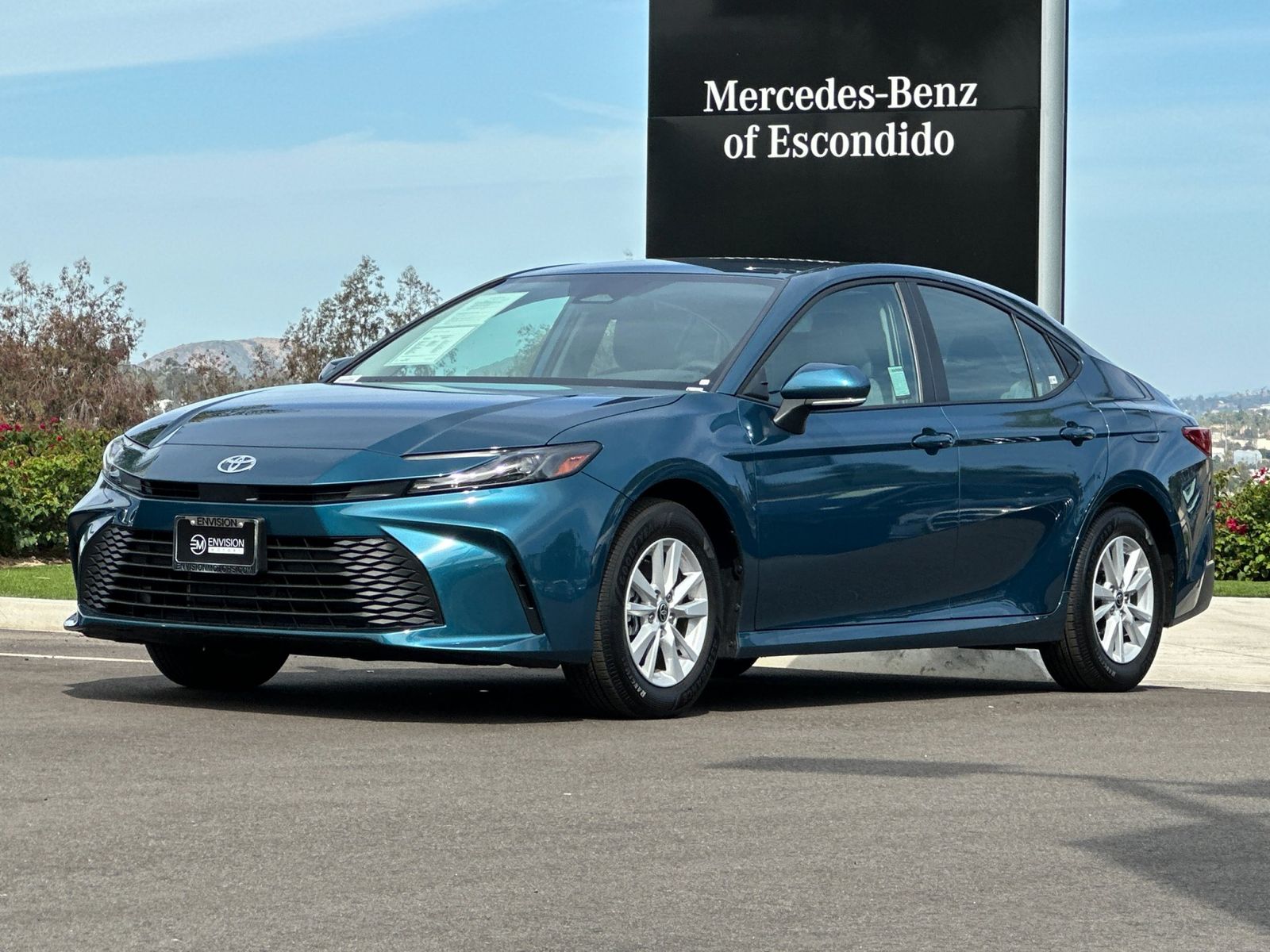 2026 Toyota Camry LE photo 6
