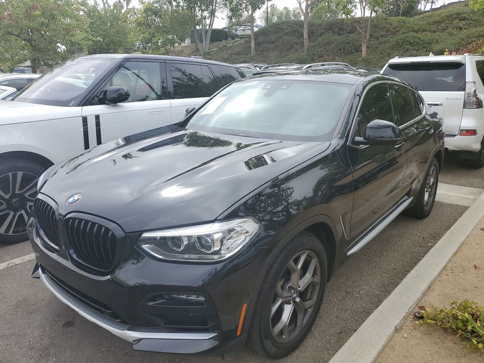 2021 BMW X4 xDrive30i's photo