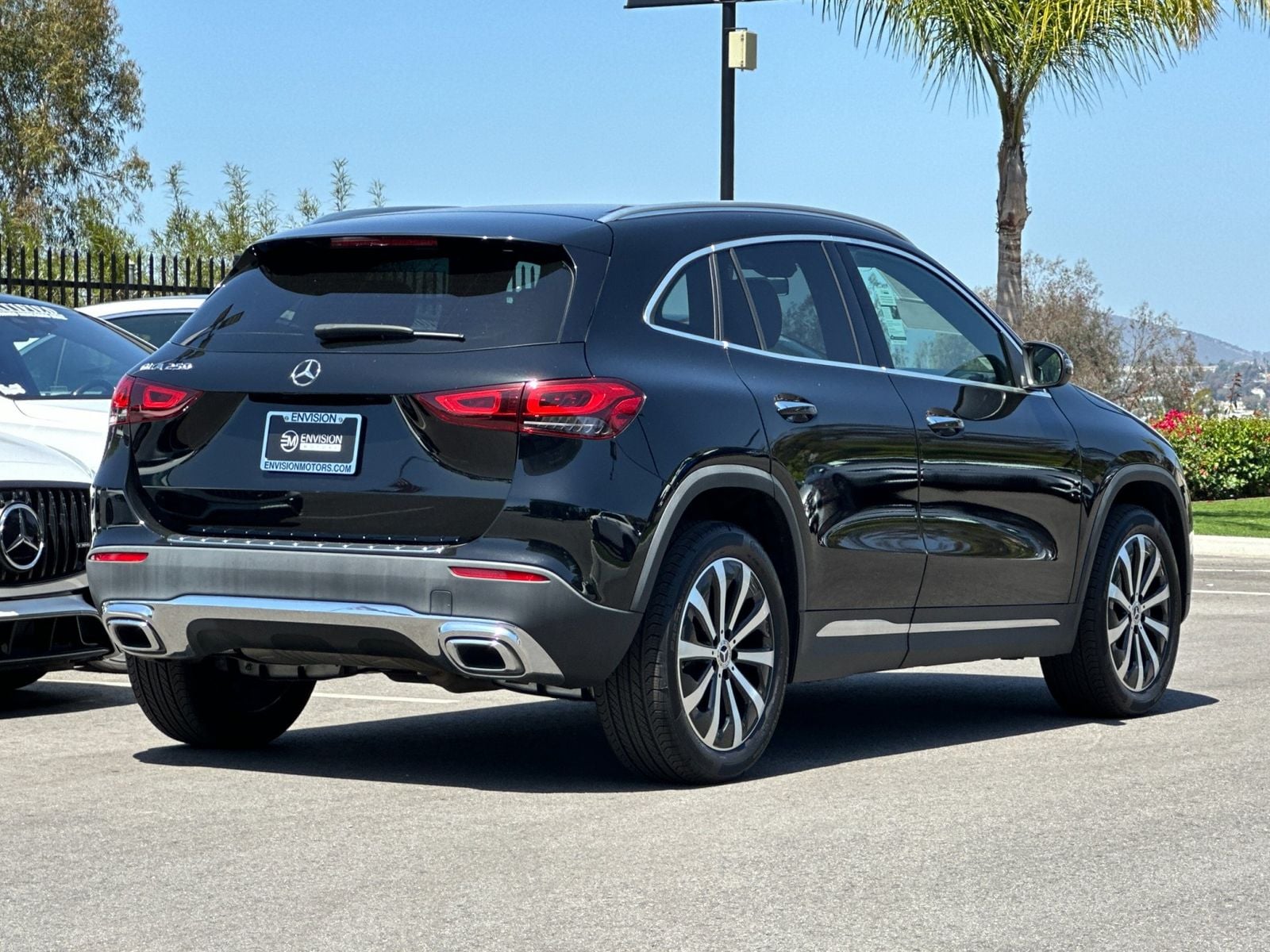 2023 Mercedes-Benz GLA 250 photo 2