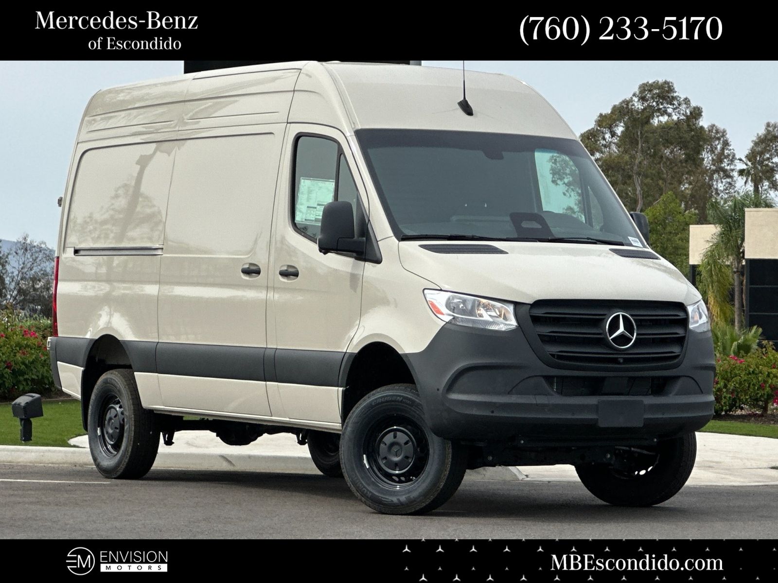 2025 Mercedes-Benz Sprinter 2500 144 WB HO Standard Roof 4x4's photo