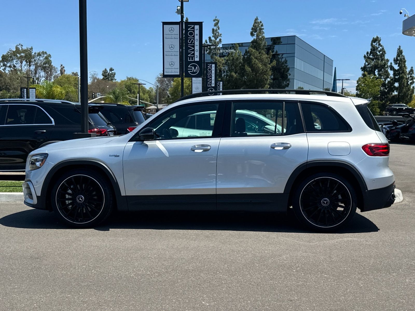 2024 Mercedes-Benz GLB GLB35 AMG - Photo 6