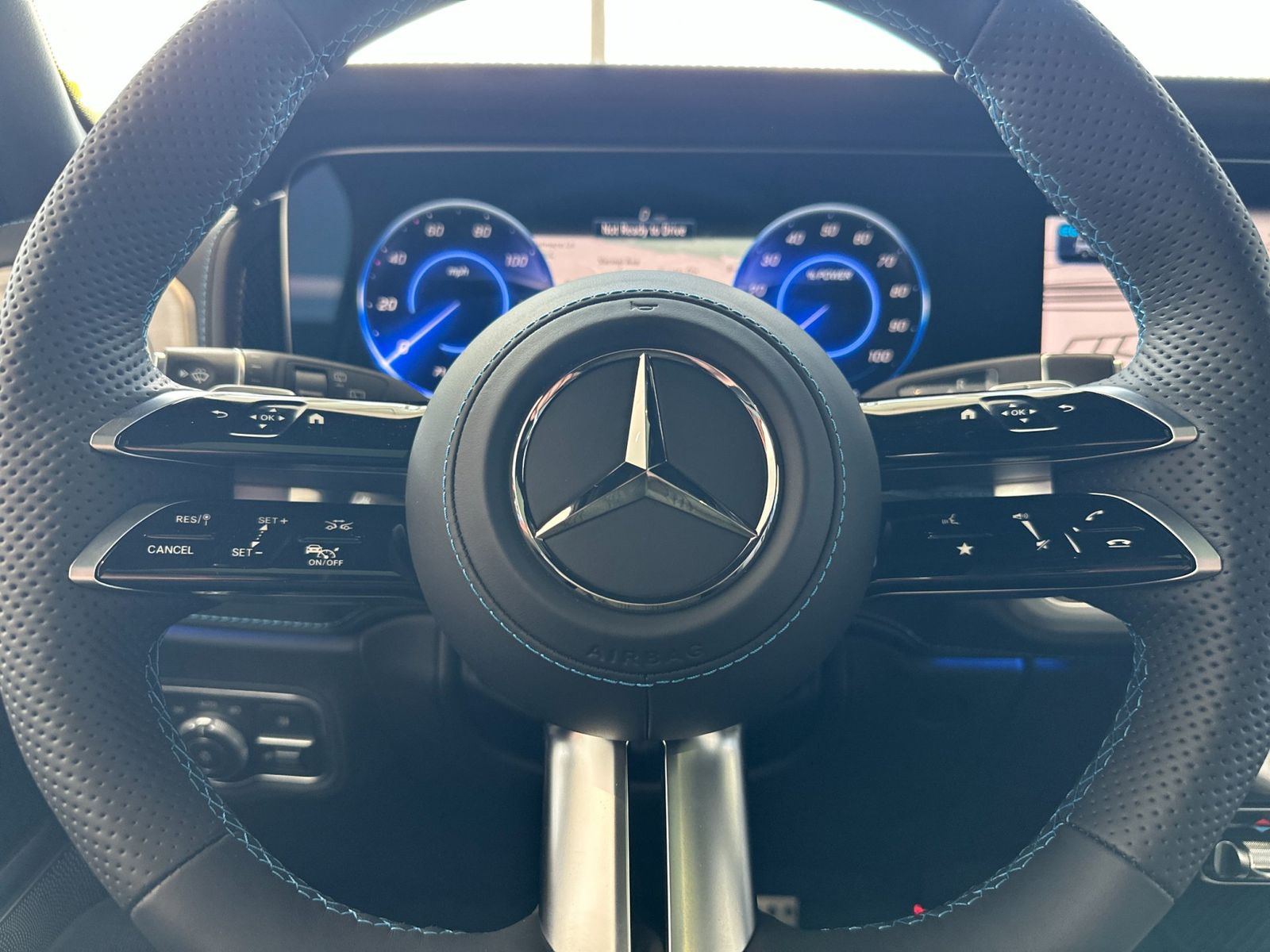 2025 Mercedes-Benz G-Class G580 - Photo 25