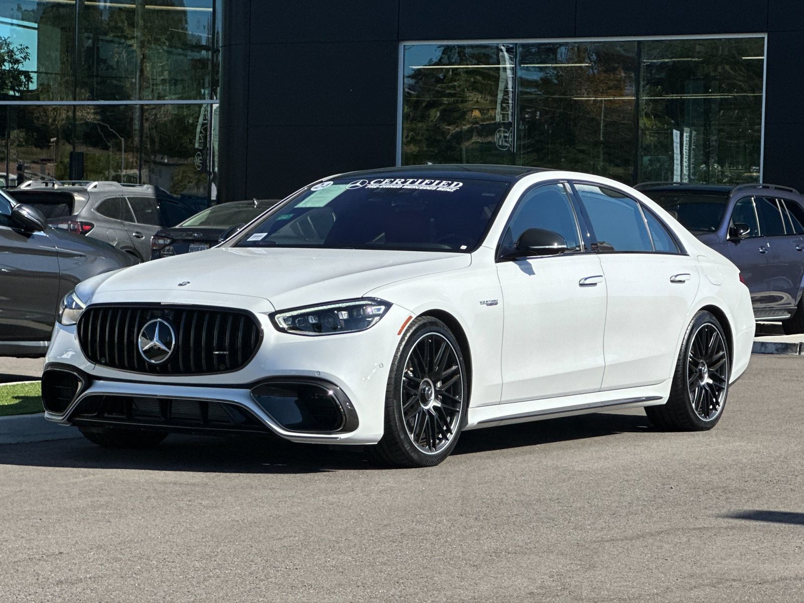 2024 Mercedes-Benz AMG S 63 E 4MATIC photo 3