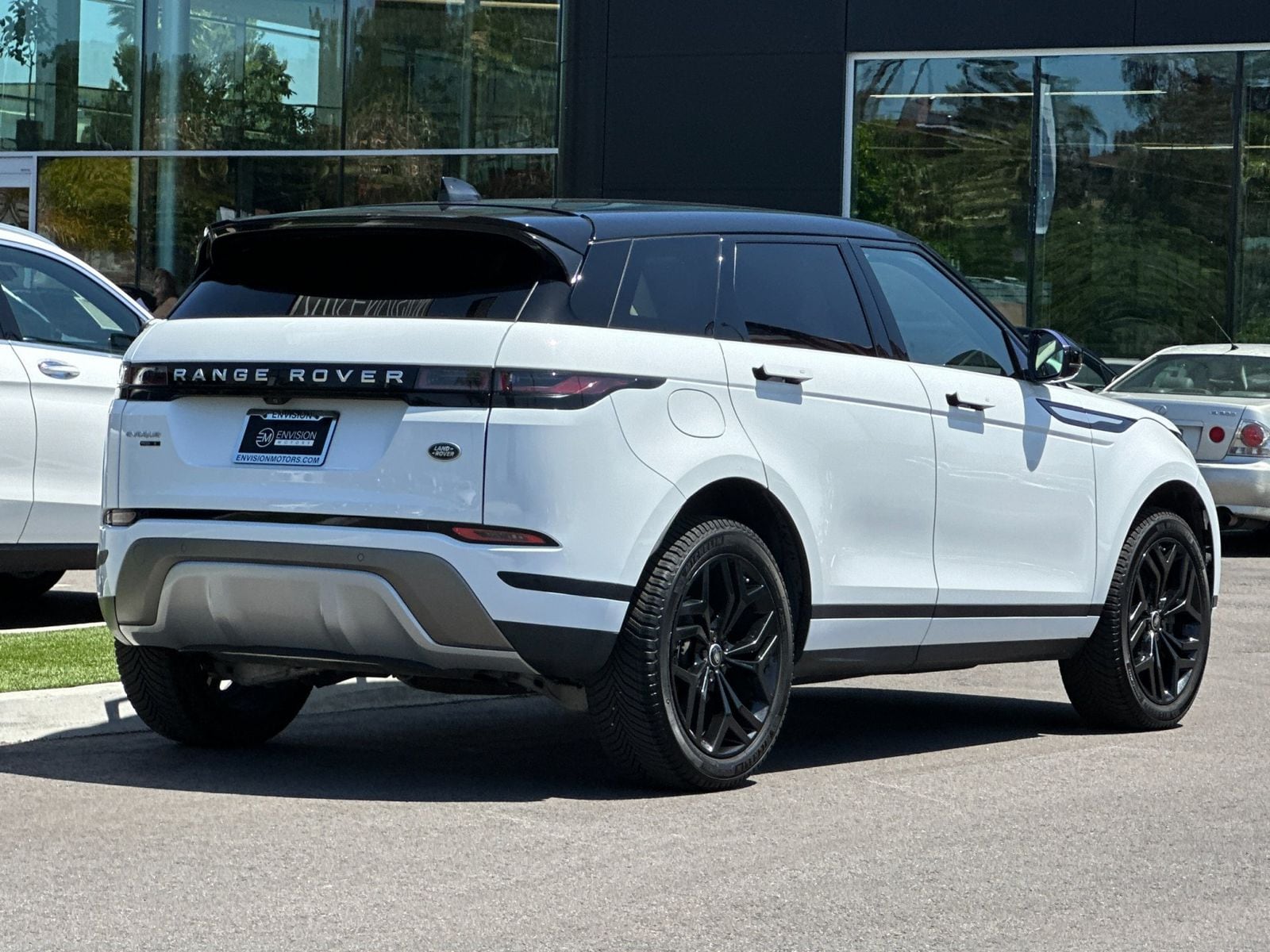 2020 Land Rover Range Rover Evoque S photo 4