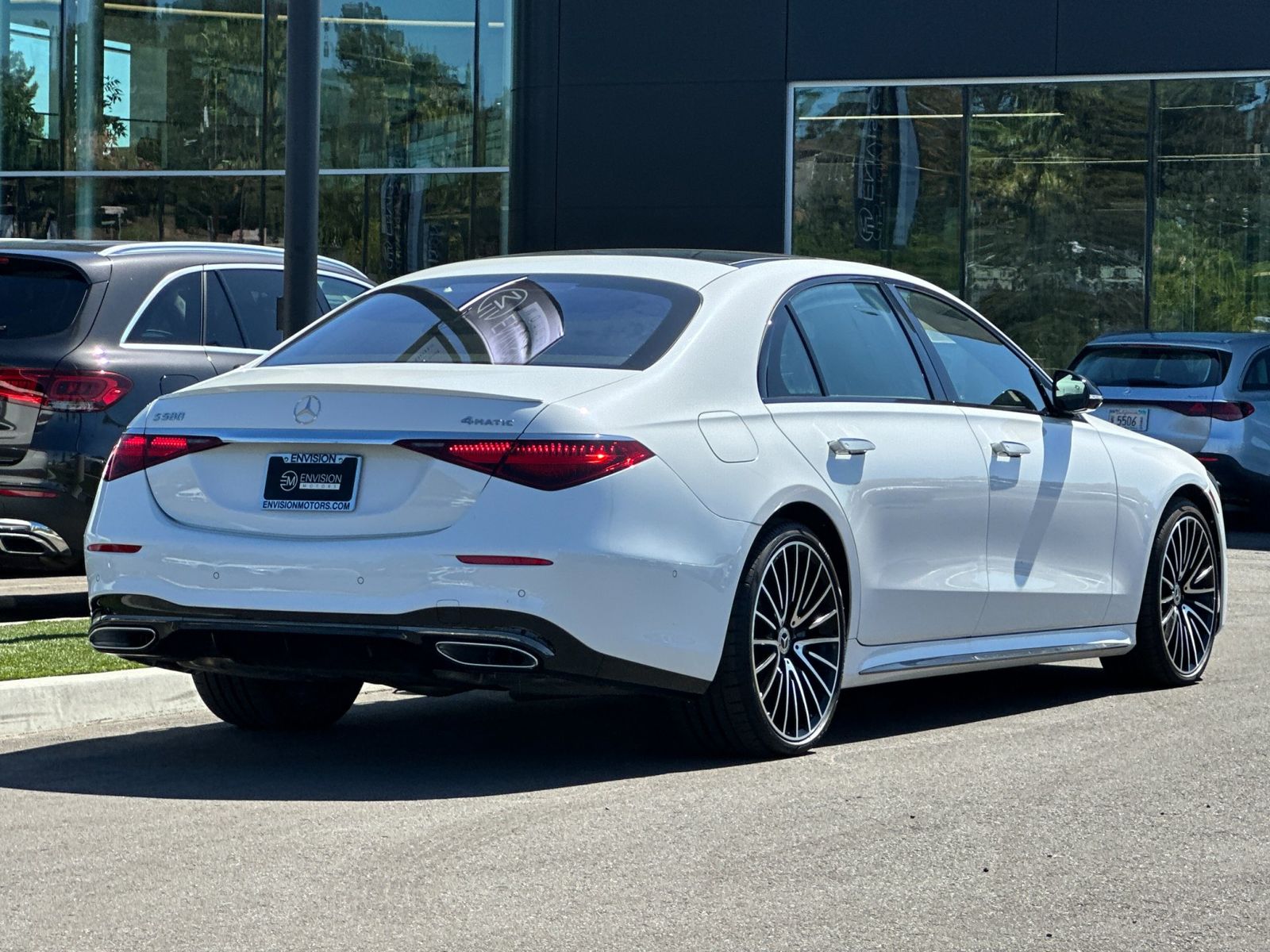 2024 Mercedes-Benz S-Class S 580 4MATIC photo 2