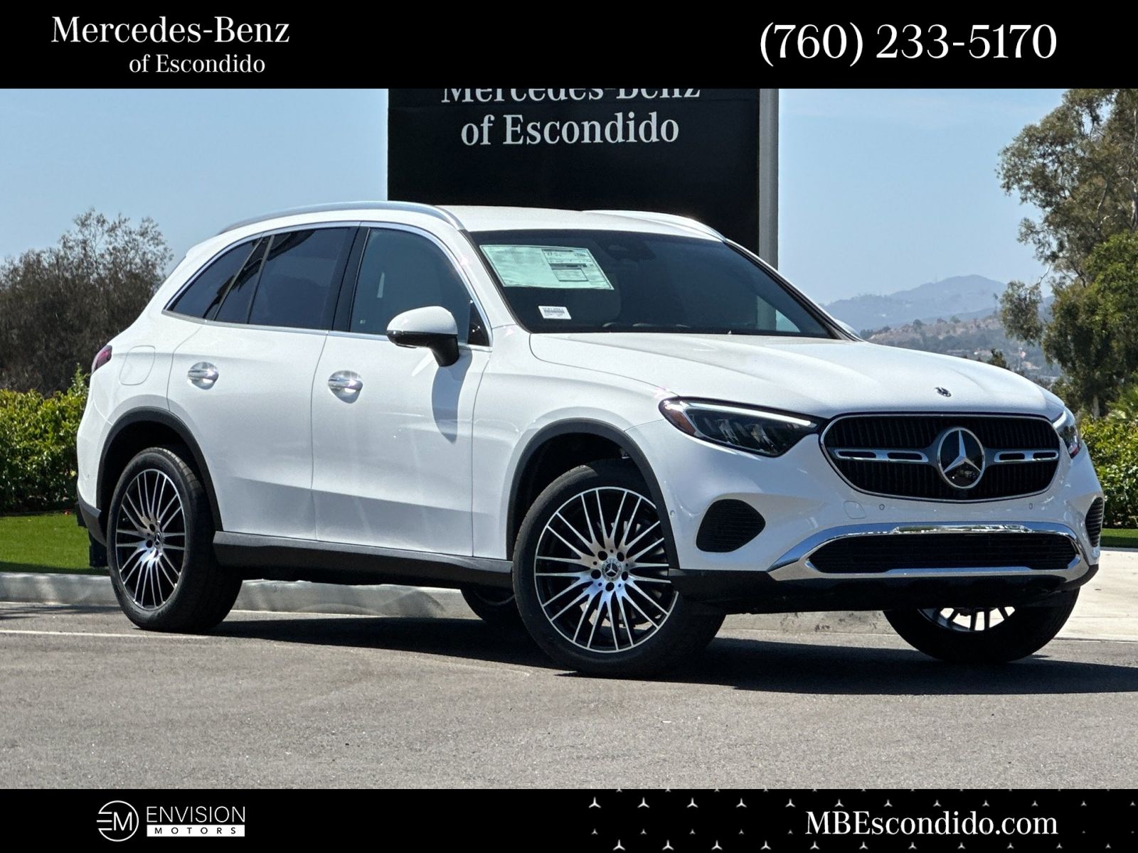 2026 Mercedes-Benz GLC GLC 300's photo