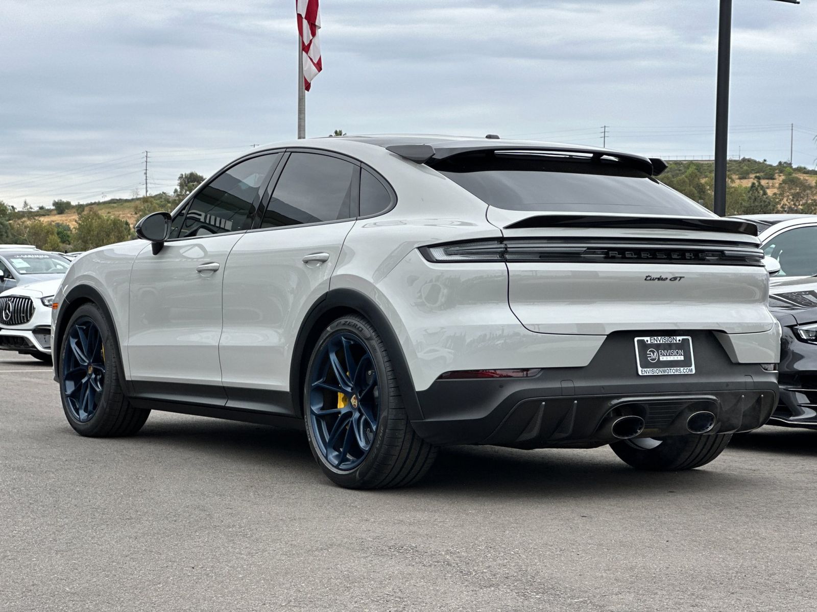 2024 Porsche Cayenne Coupe Turbo GT photo 4