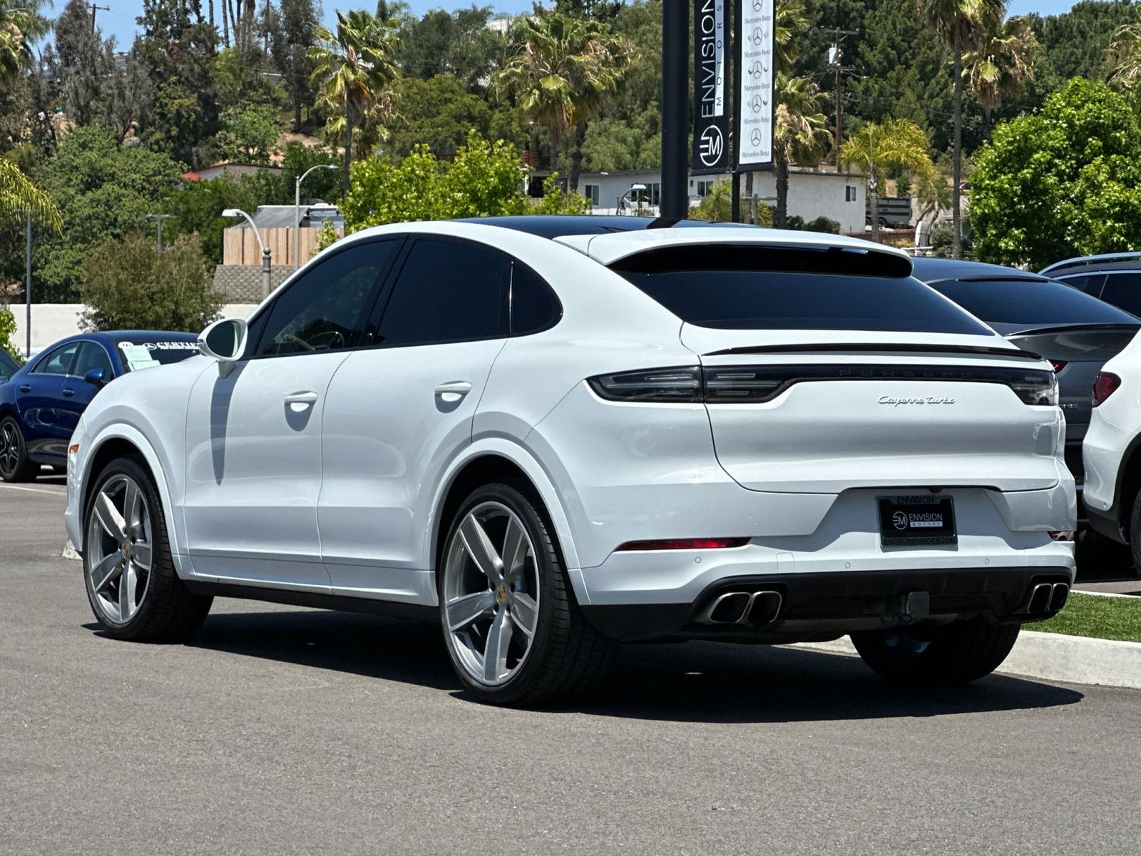 2020 Porsche Cayenne Turbo photo 4