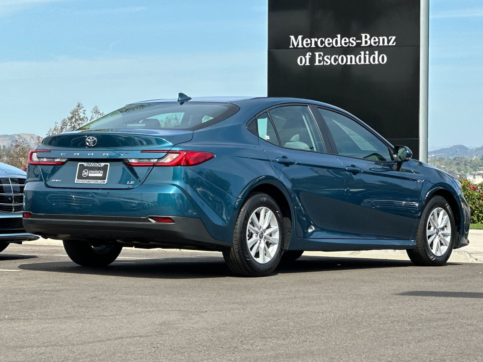 2026 Toyota Camry LE photo 2