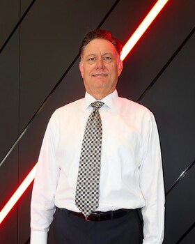 Staff member Steven Barthold from ID_355deb