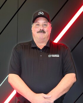 Staff member Ron Reid from ID_668d94