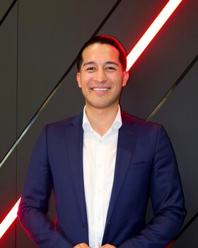 Staff member Jose Cerpas from ID_8e2cf4