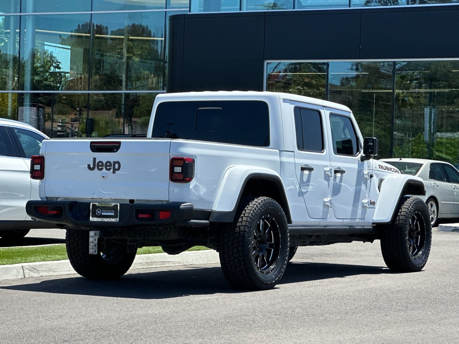 2020 Jeep Gladiator Rubicon photo 2