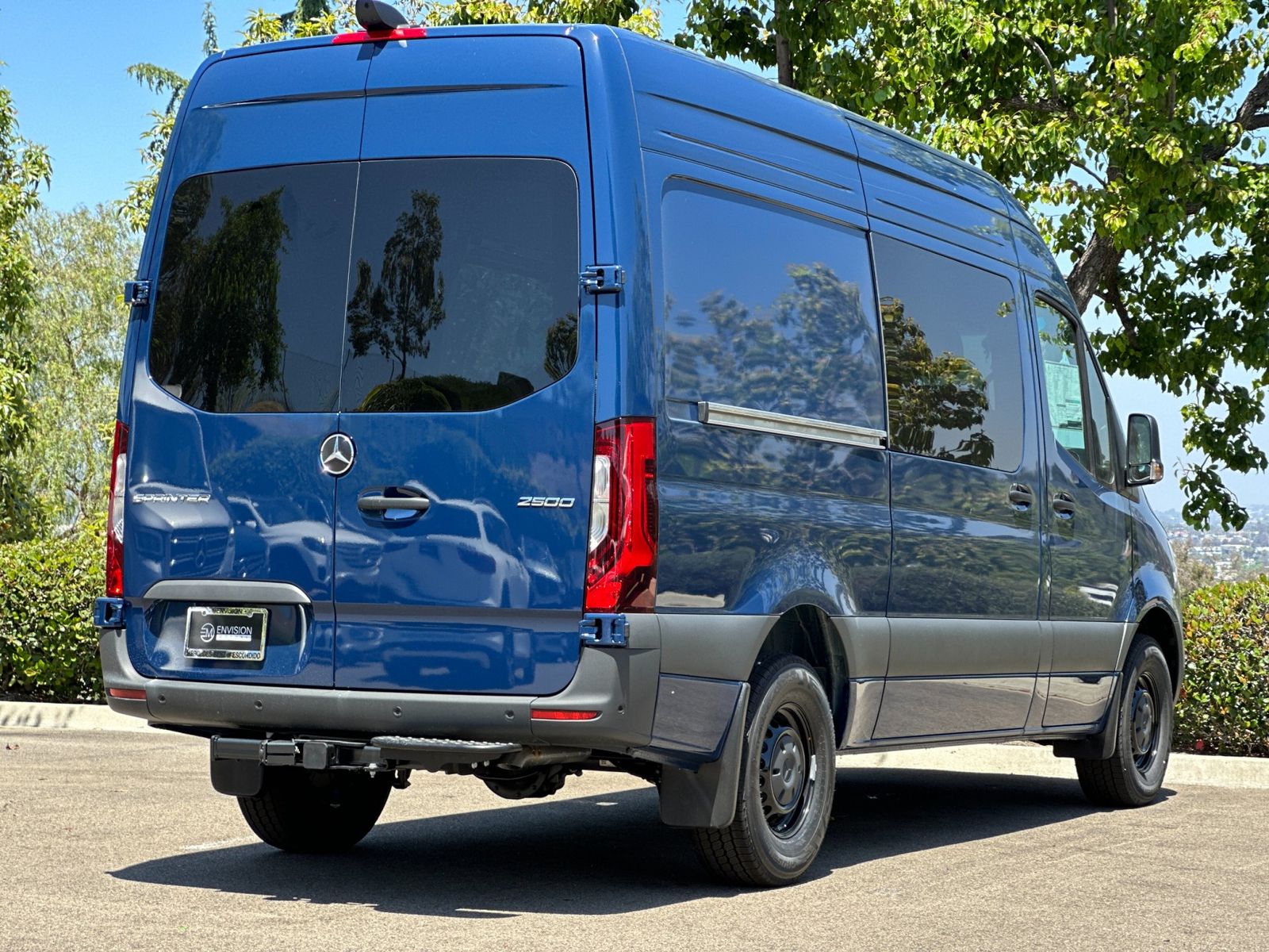 2024 Mercedes-Benz Sprinter 2500 Standard Roof 4-Cyl Diesel photo 2