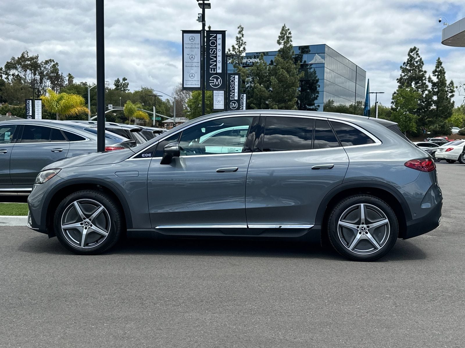 2023 Mercedes-Benz EQE 350+ photo 6