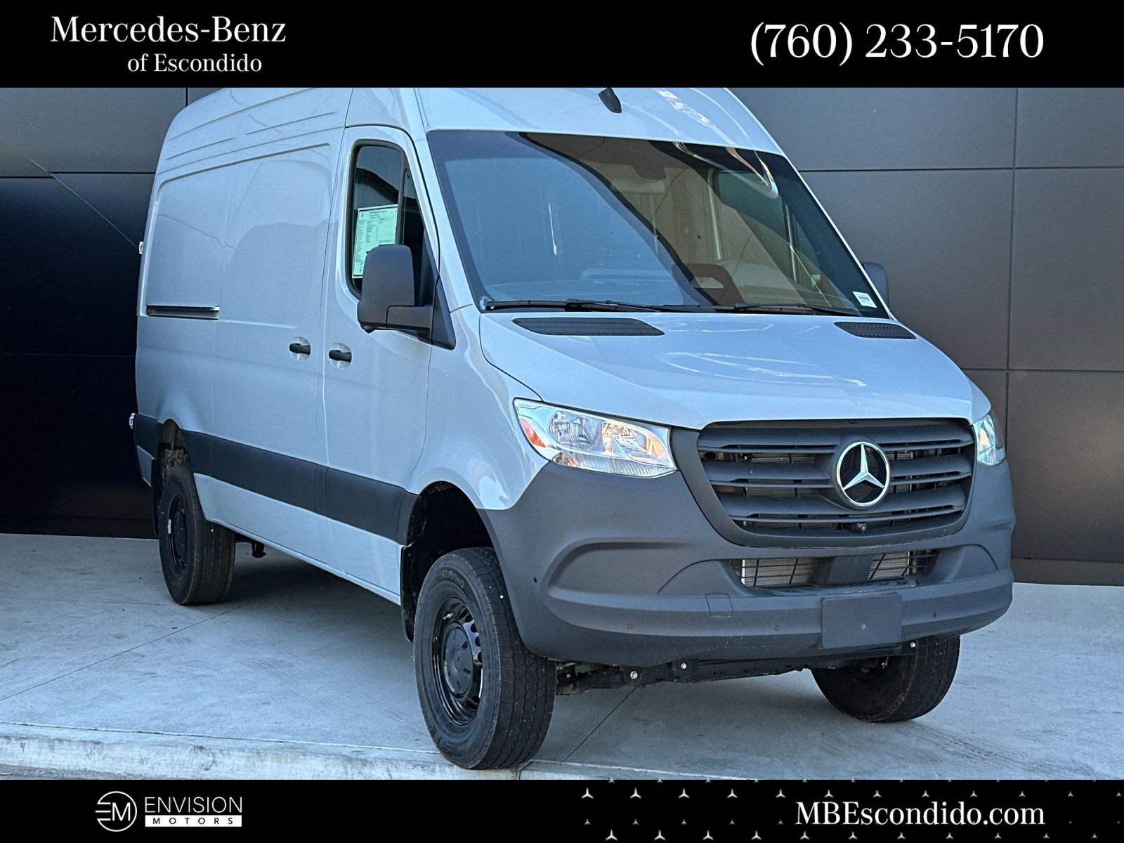 2025 Mercedes-Benz Sprinter 2500 144 WB HO Standard Roof 4x4's photo