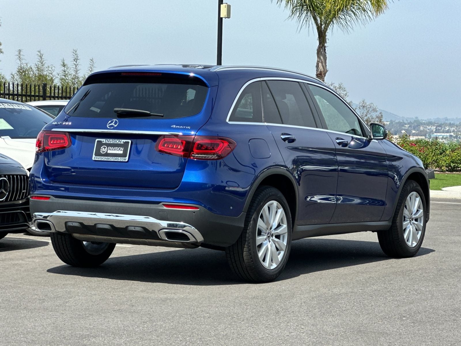 2021 Mercedes-Benz GLC 300 4MATIC photo 2