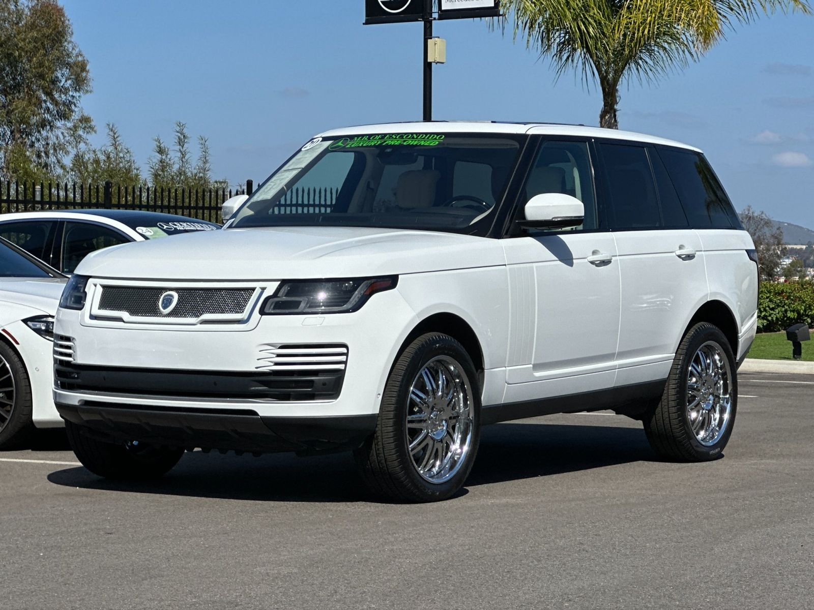 2020 Land Rover Range Rover HSE photo 6