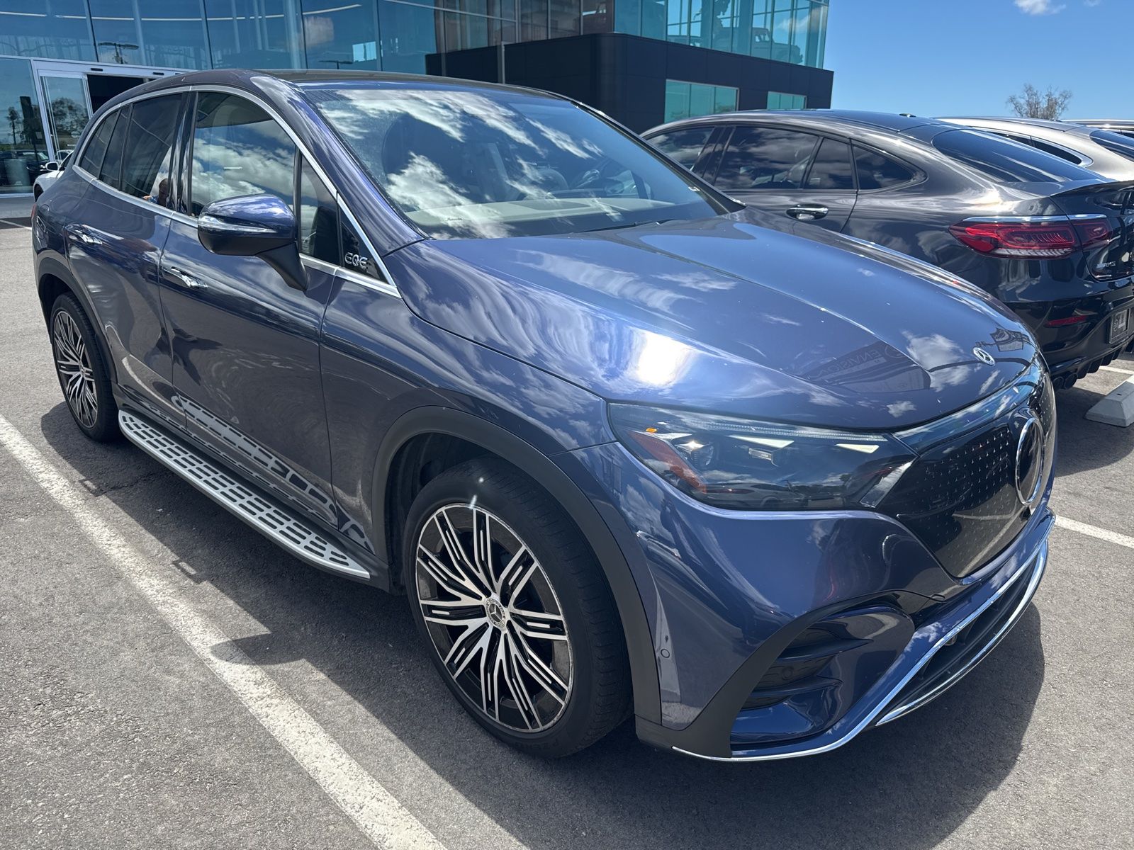 2023 Mercedes-Benz EQE SUV EQE 500 4MATIC's photo
