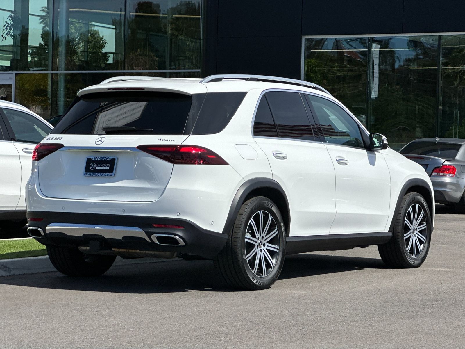 2026 Mercedes-Benz GLE 350 4MATIC photo 2