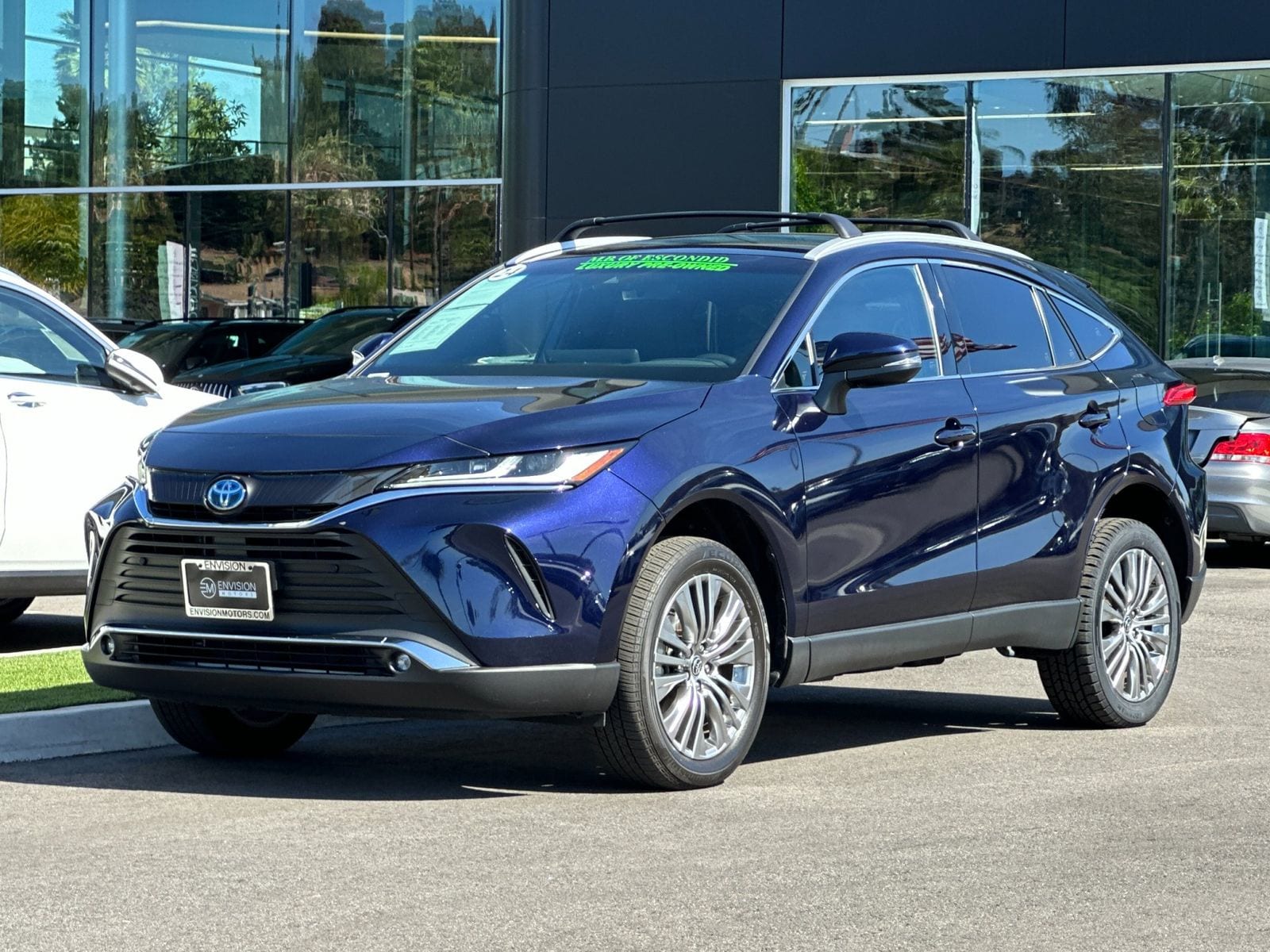 2024 Toyota Venza XLE photo 6