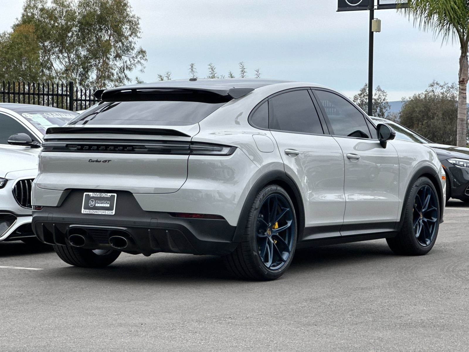 2024 Porsche Cayenne Coupe Turbo GT photo 2