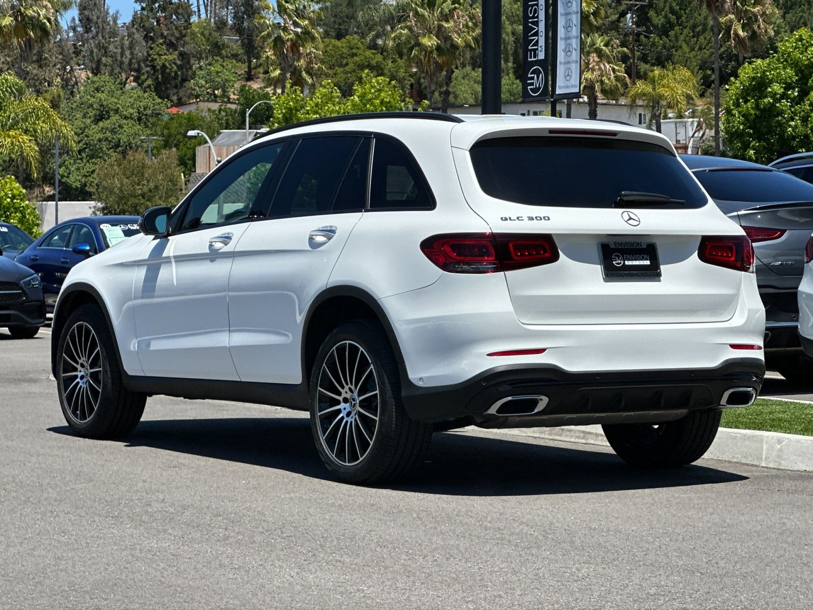 2022 Mercedes-Benz GLC 300 photo 4