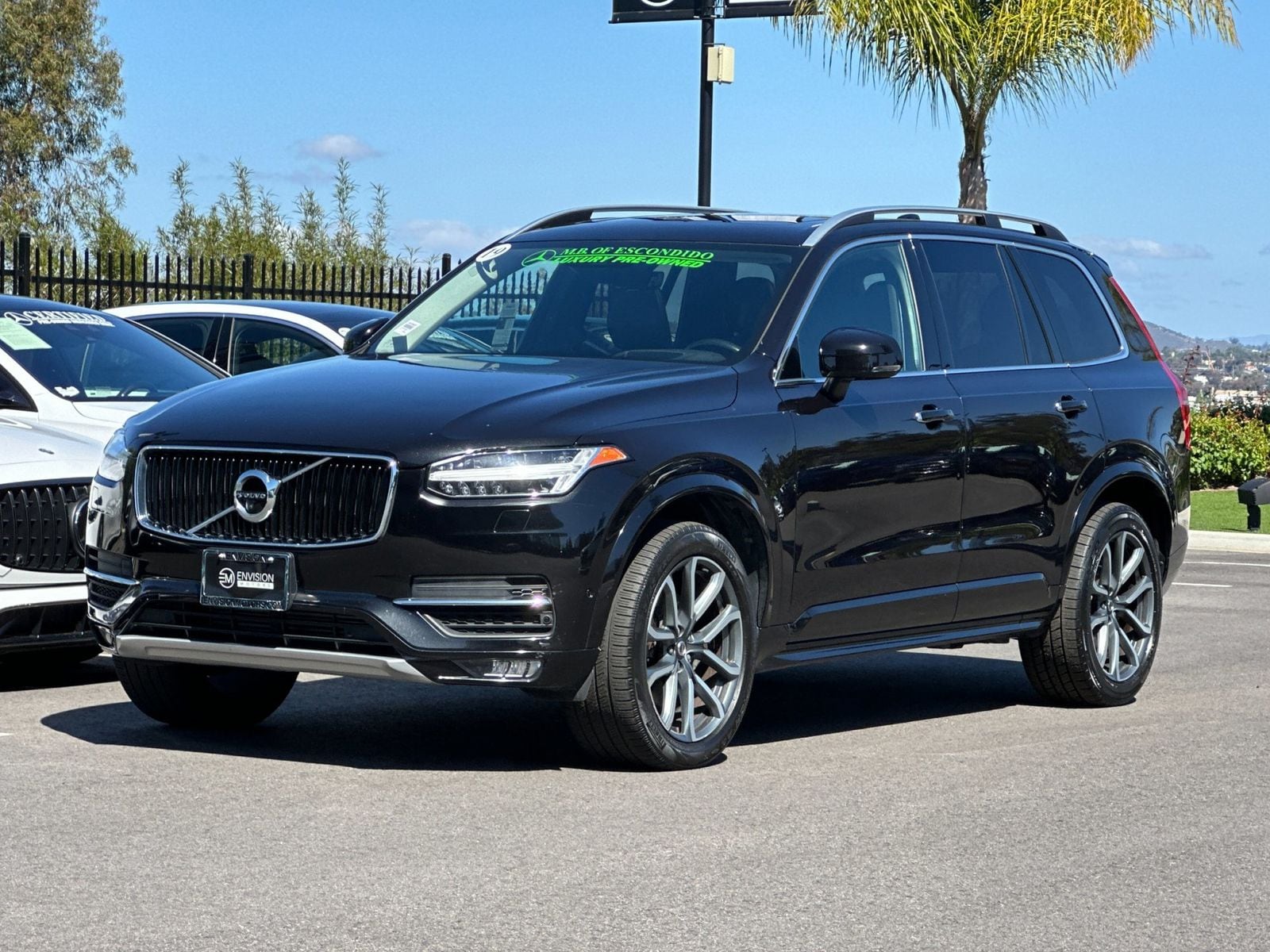 2019 Volvo XC90 T5 Momentum photo 6