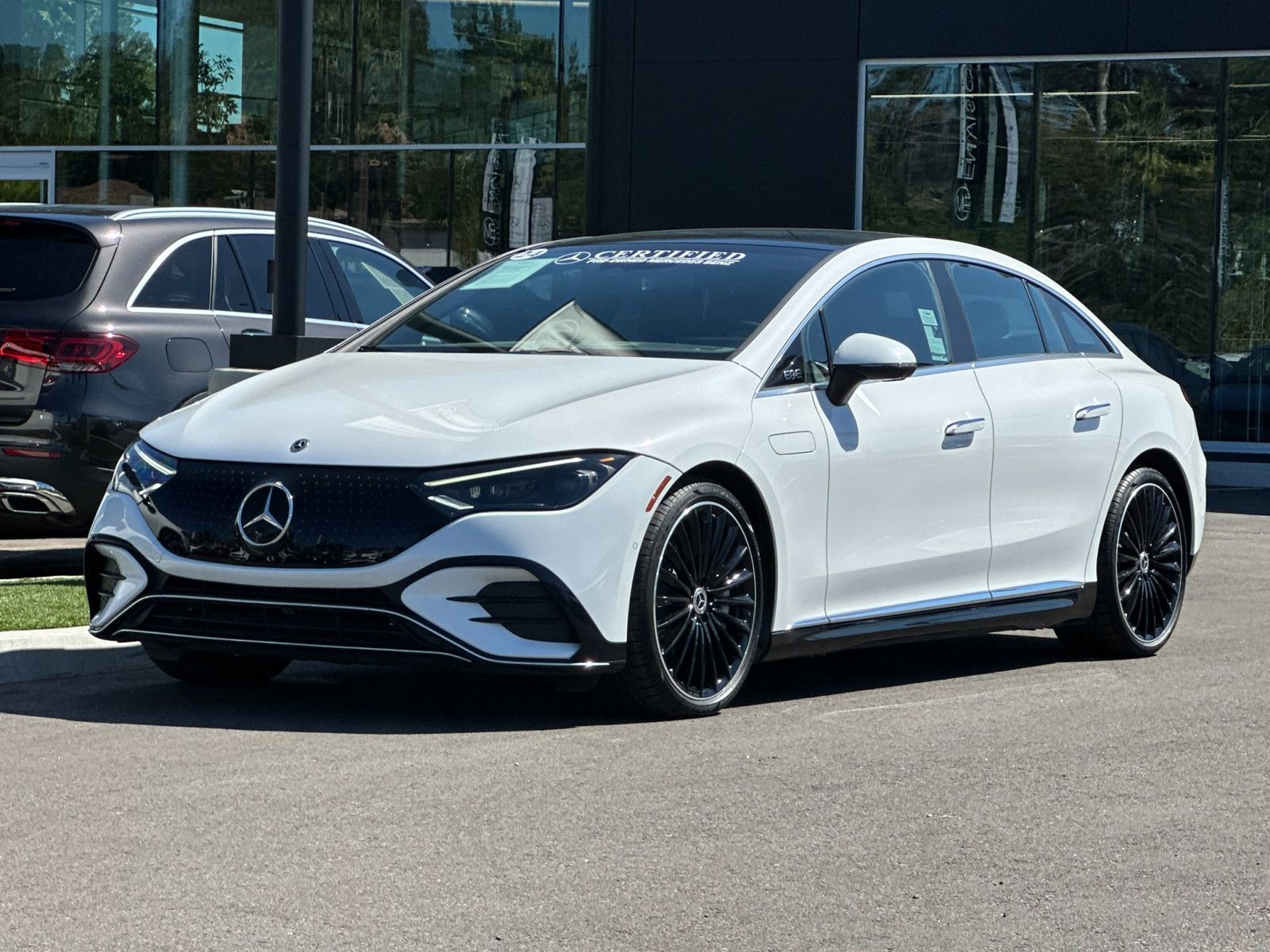 2024 Mercedes-Benz EQE 350 4MATIC photo 3