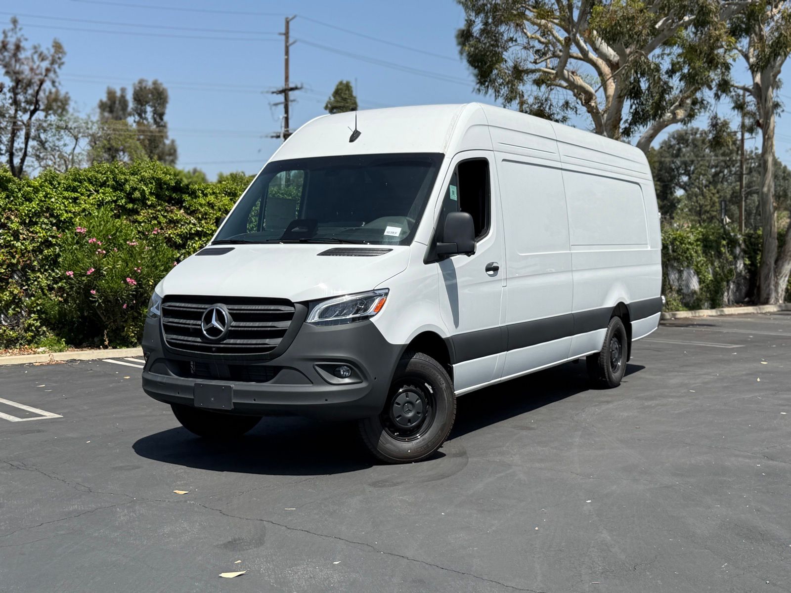 2025 Mercedes-Benz Sprinter 2500 170 Ext WB HO High Roof's photo