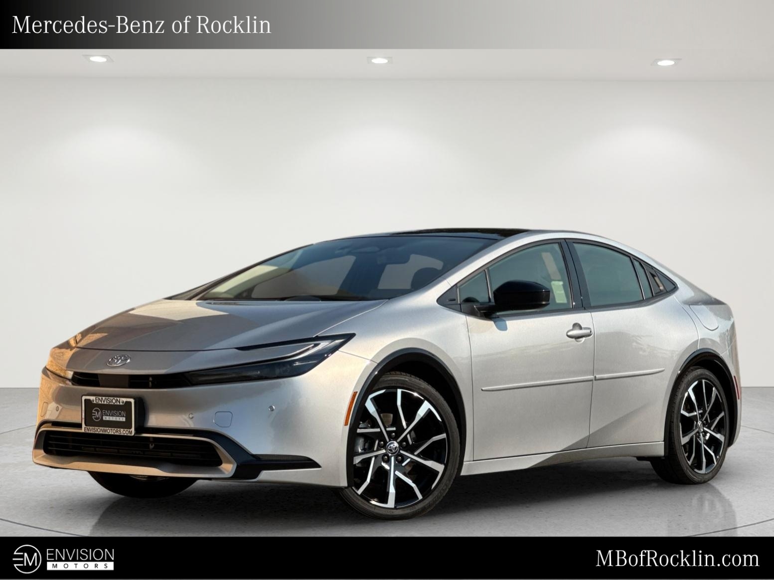 Cutting Edge 2025 Toyota Prius Plug-In Hybrid Hatchback Front-Wheel Drive Continuously Variable Transmission