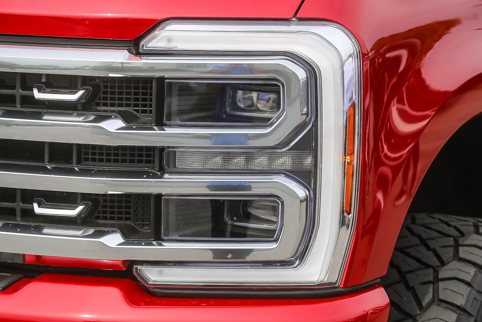 2024 Ford F-350SD Platinum photo 6