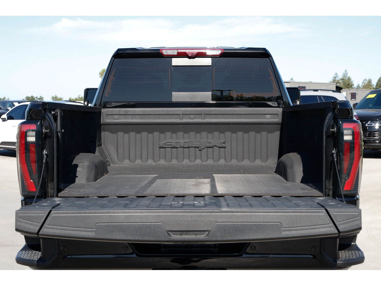 2024 GMC Sierra 2500HD AT4X - Photo 27