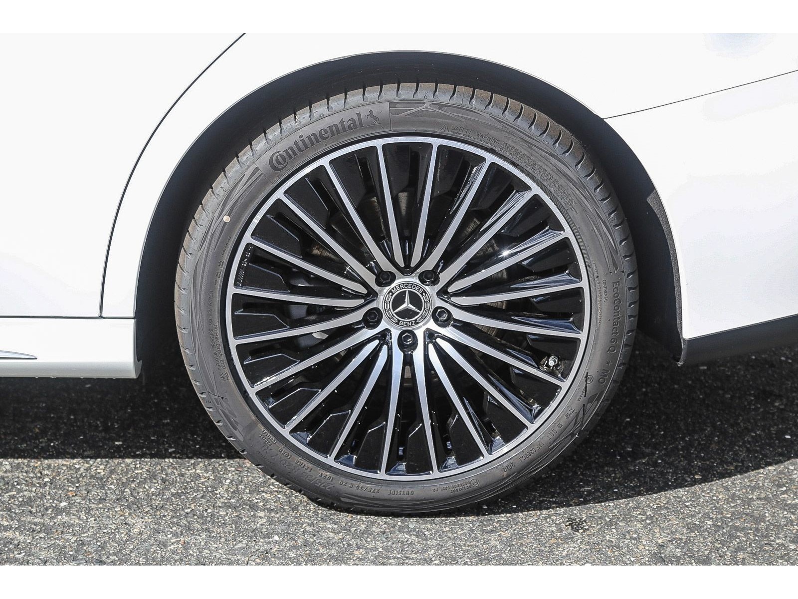 2024 Mercedes-Benz E-Class E350 - Photo 9