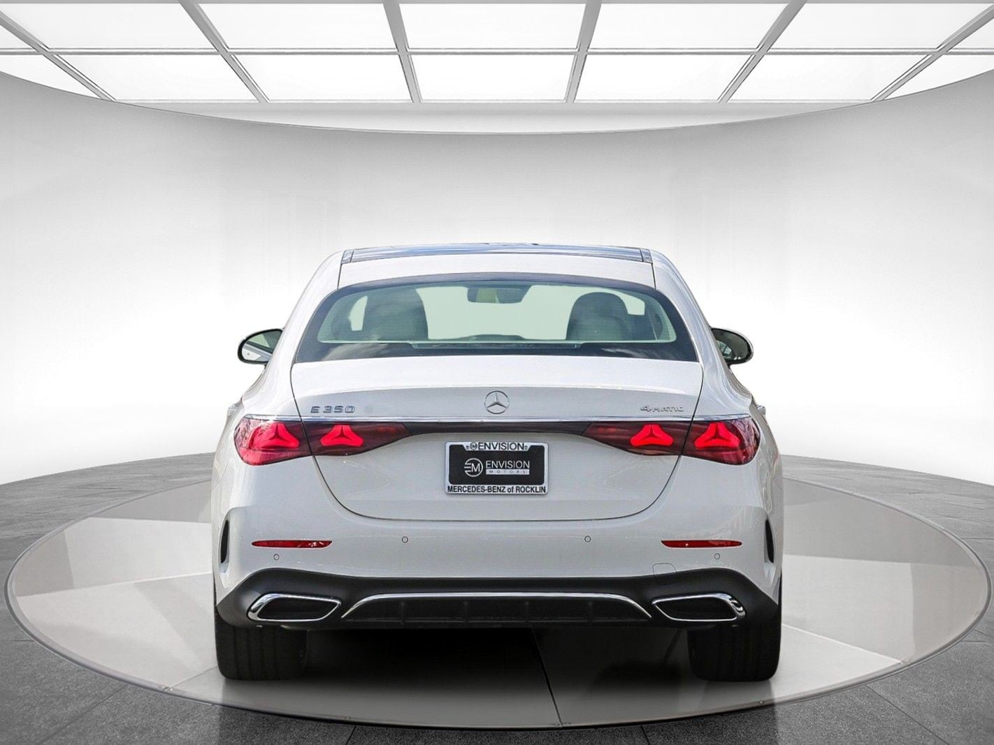2024 Mercedes-Benz E-Class E350 - Photo 6