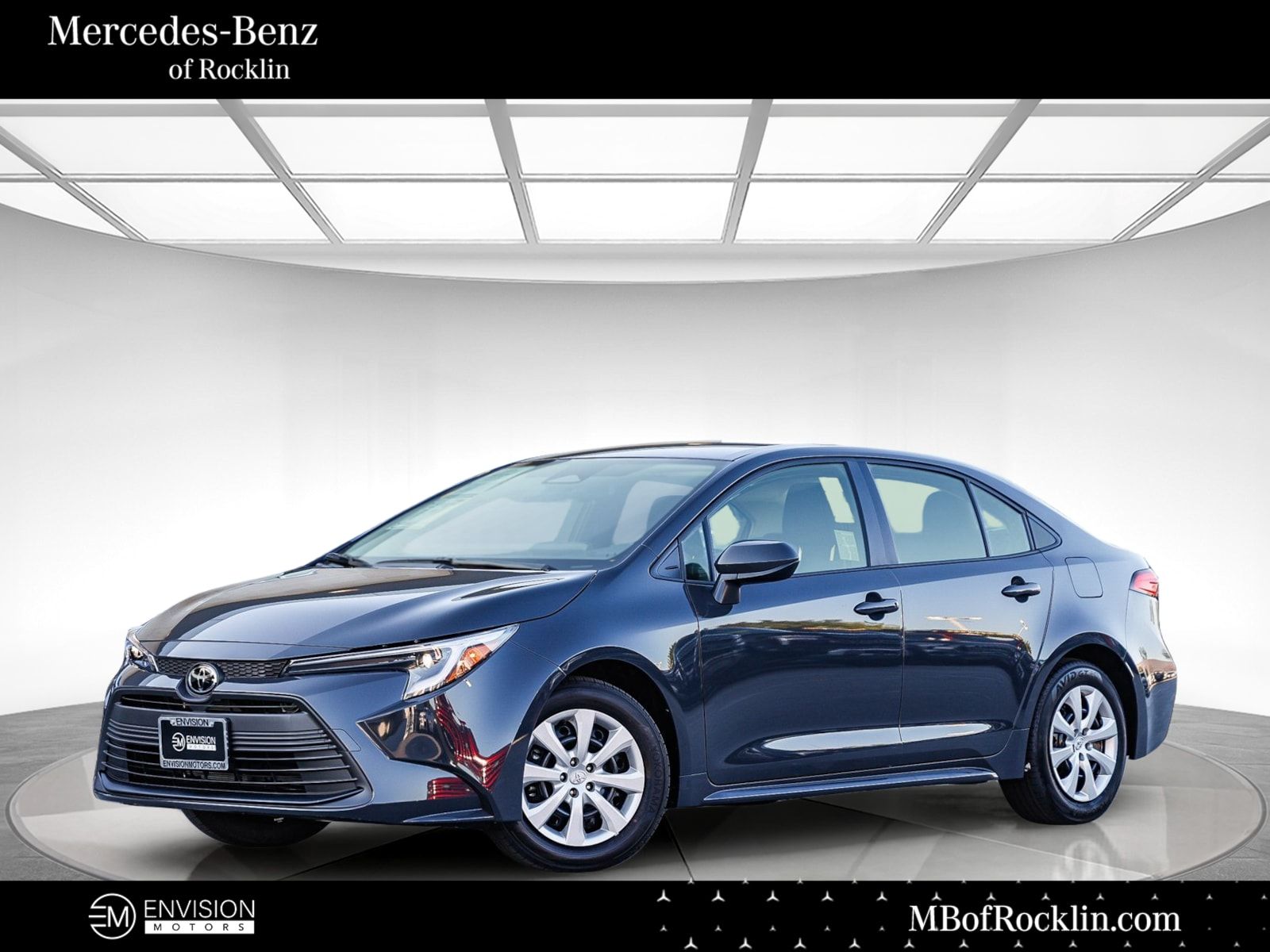 2026 Toyota Corolla LE Hybrid CVT's photo