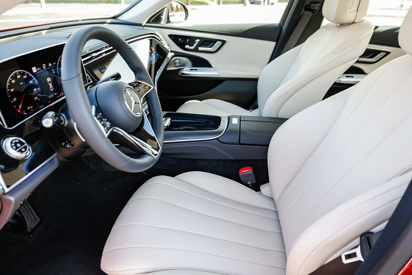 2026 Mercedes-Benz E-Class E350 - Photo 20