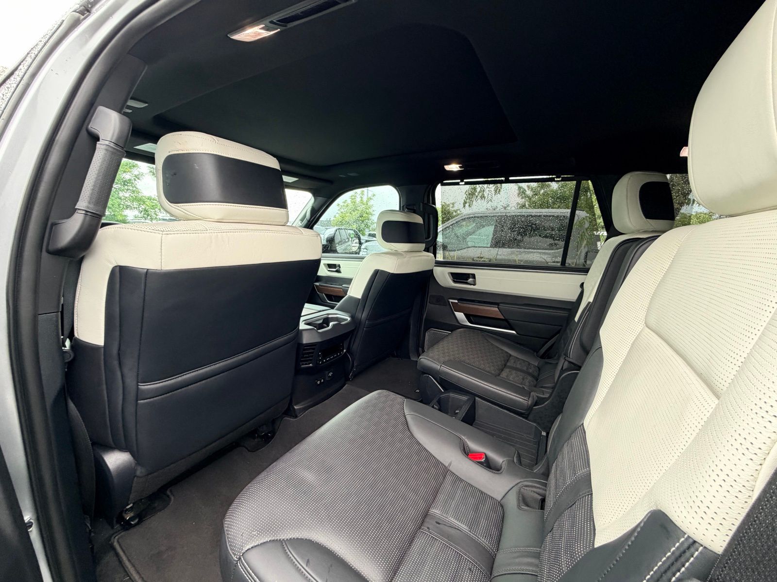 2025 Toyota Sequoia Capstone photo 3