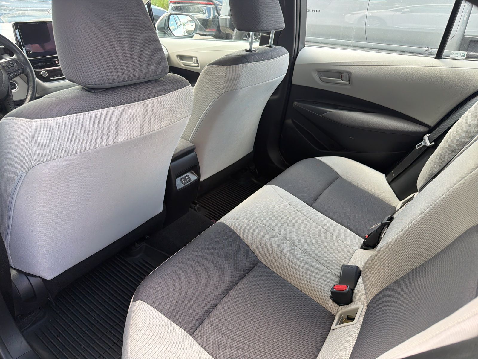 2026 Toyota Corolla LE photo 6
