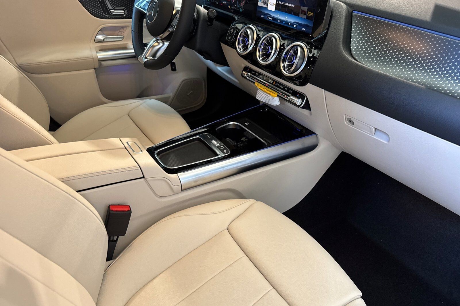 2025 Mercedes-Benz GLA GLA250 - Photo 20