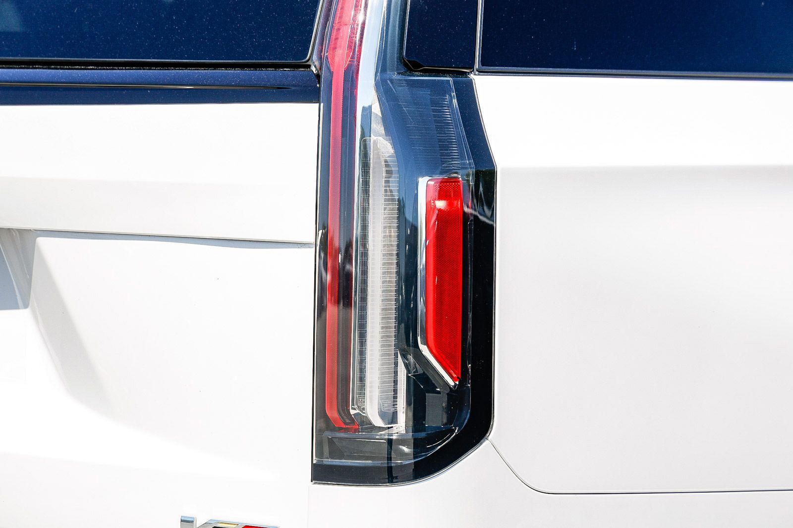 2023 Cadillac Escalade ESV V-Series photo 3