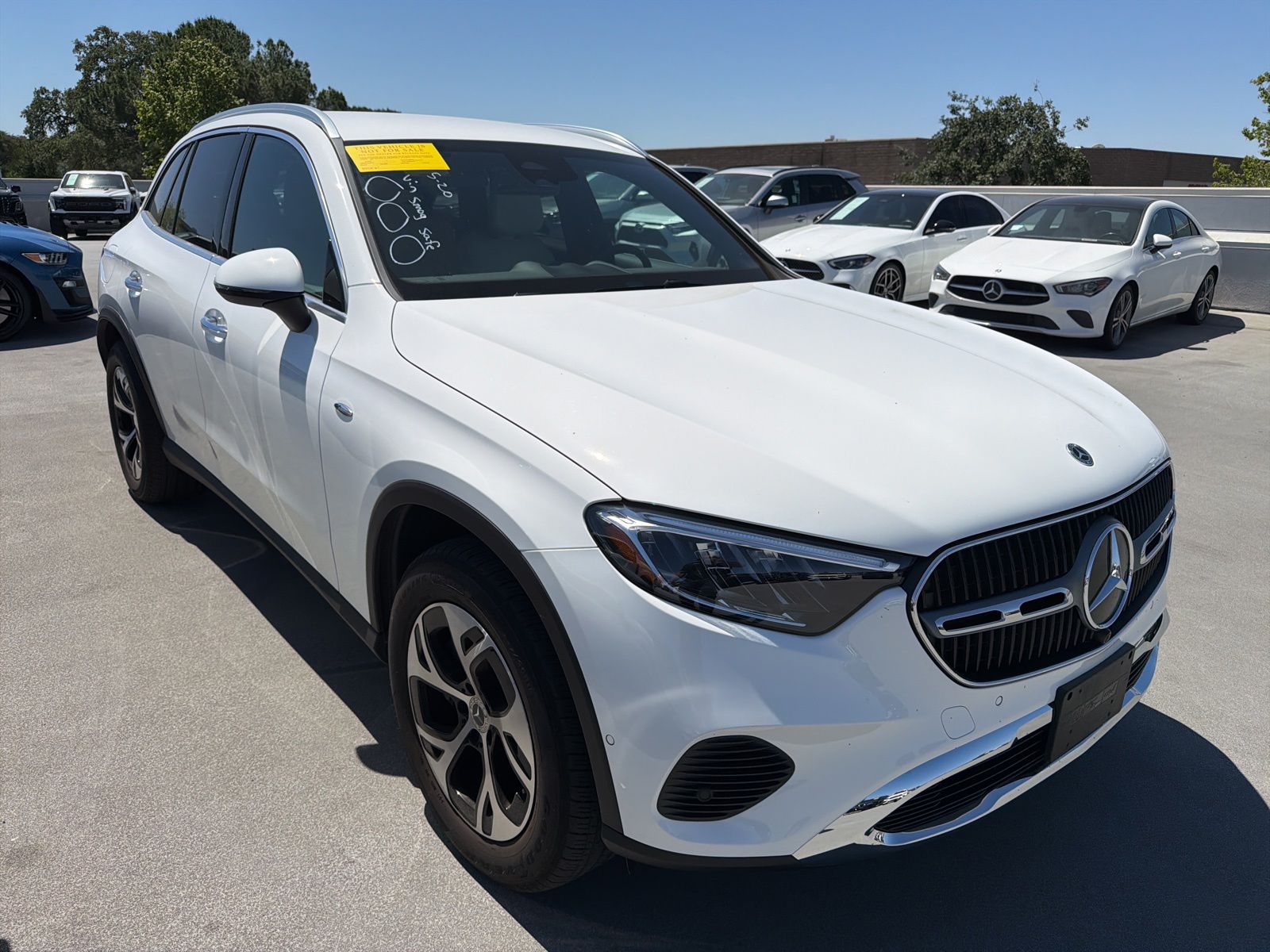 2025 Mercedes-Benz GLC GLC 350e 4MATIC's photo