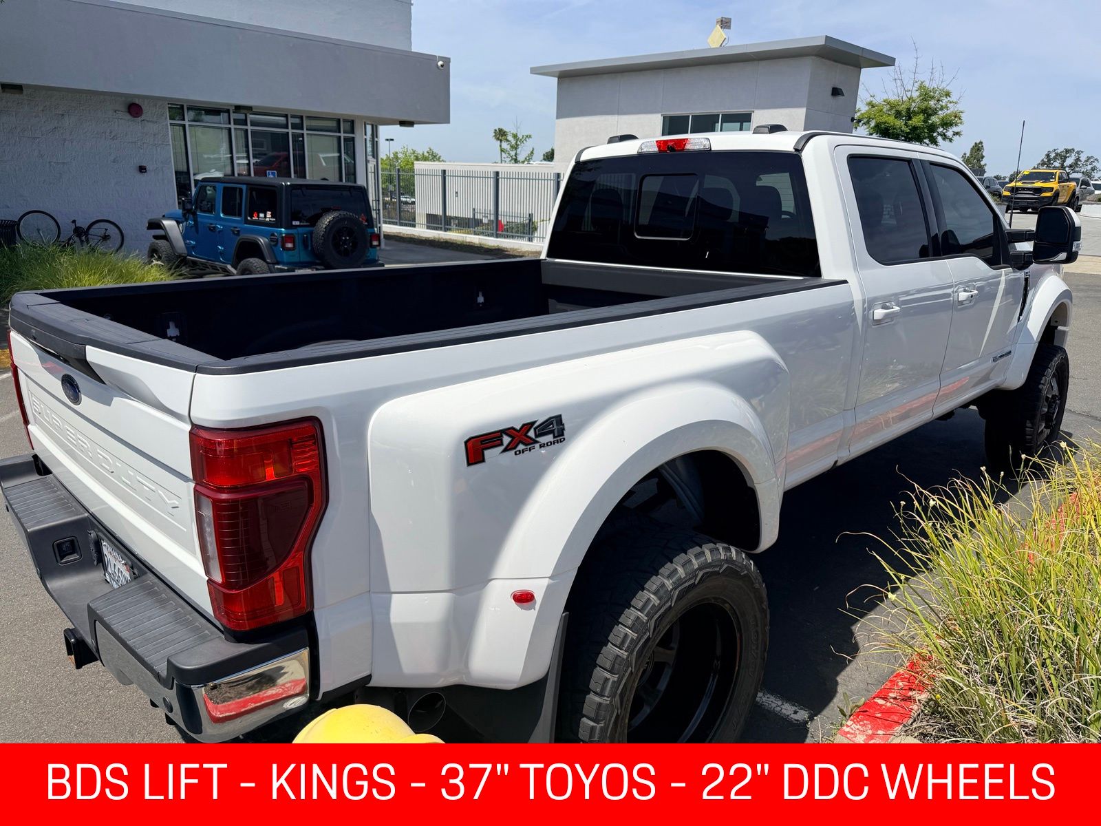 2022 Ford F-450SD Lariat photo 6