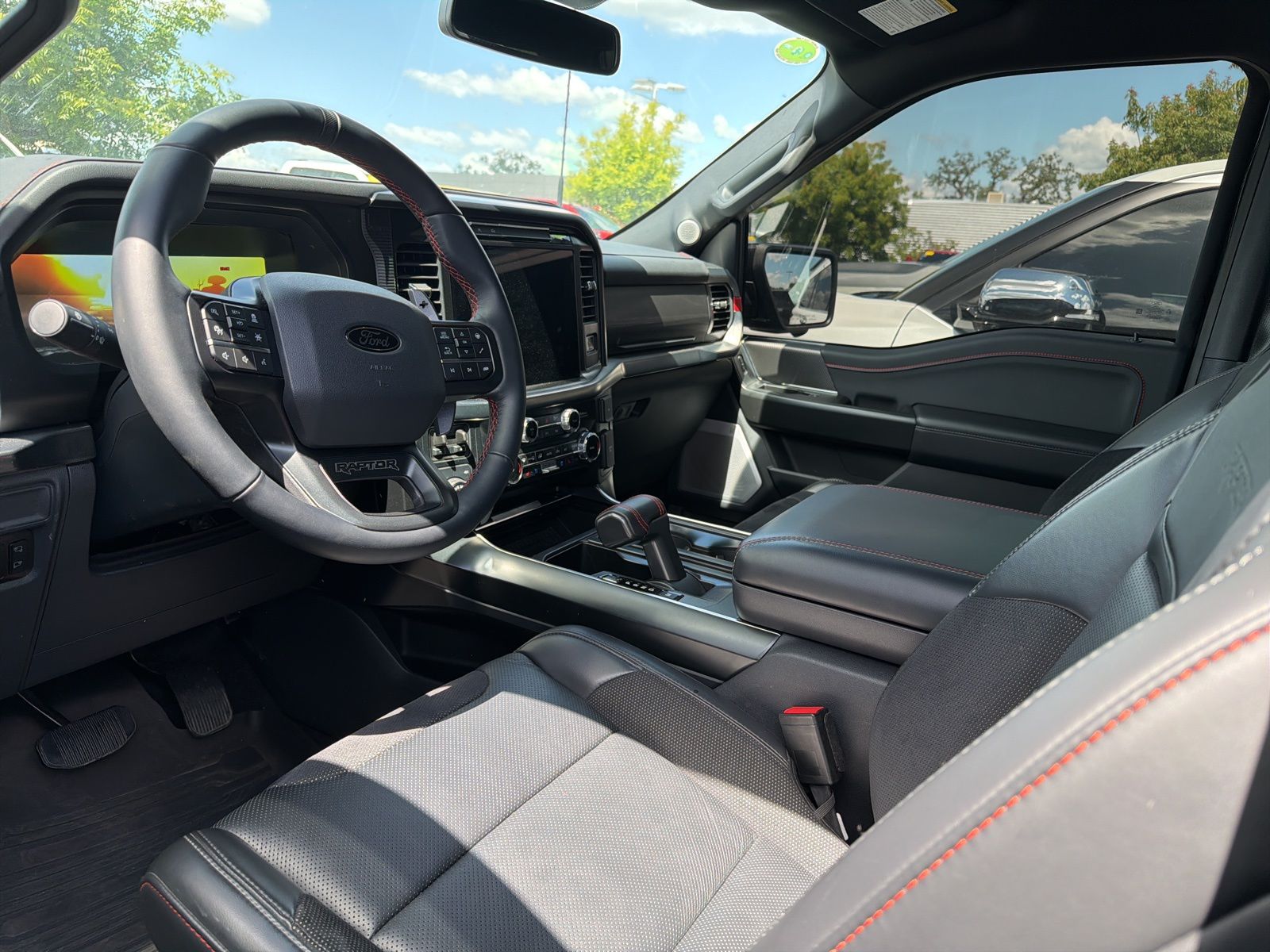 2025 Ford F-150 Raptor photo 5