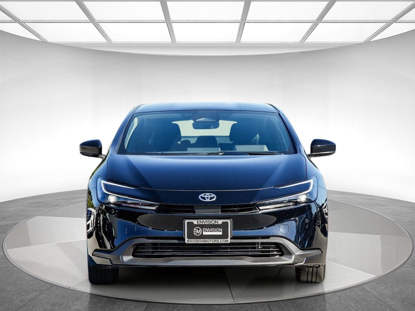 2026 Toyota Prius LE photo 5