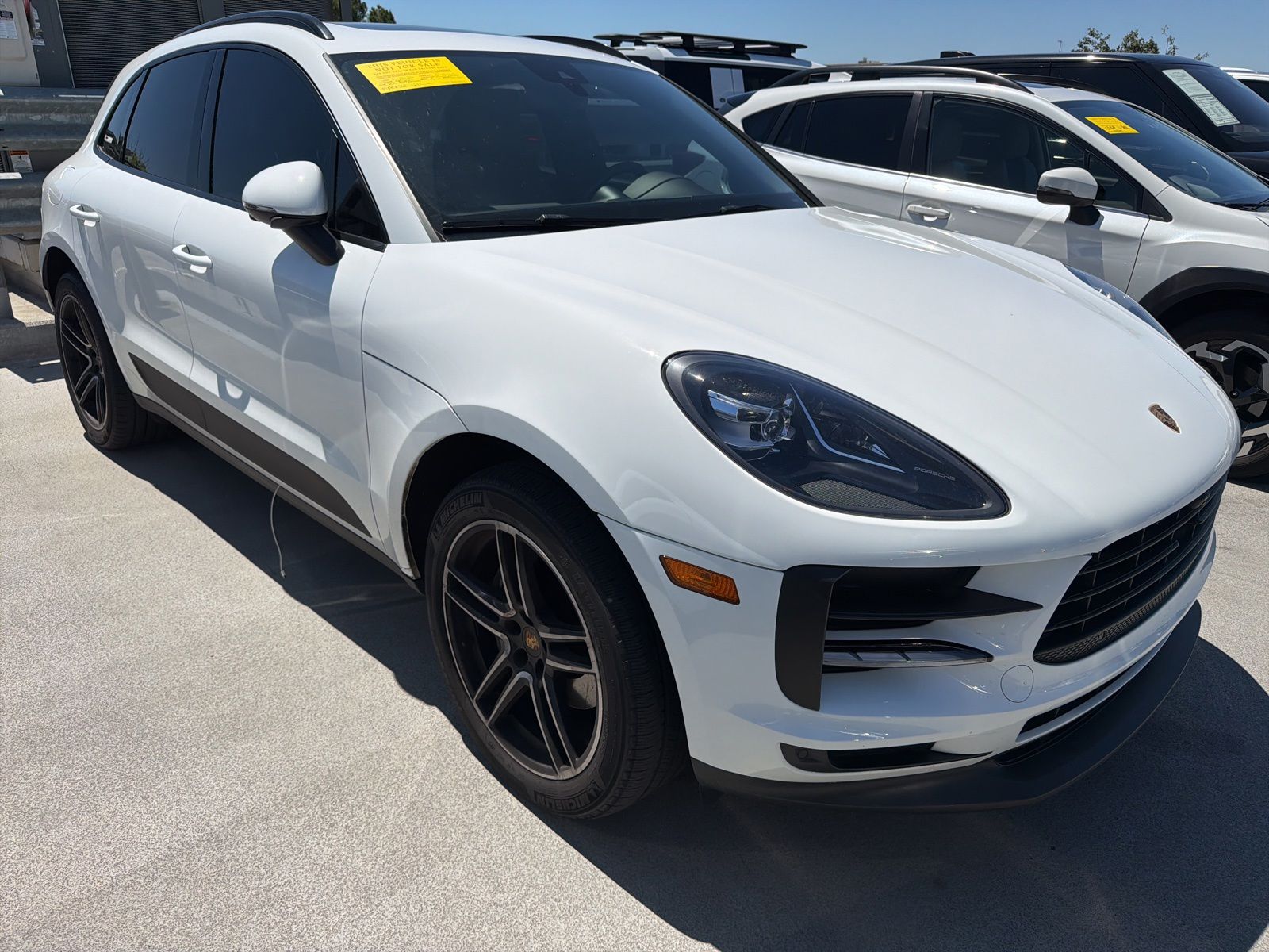 2021 Porsche Macan -'s photo
