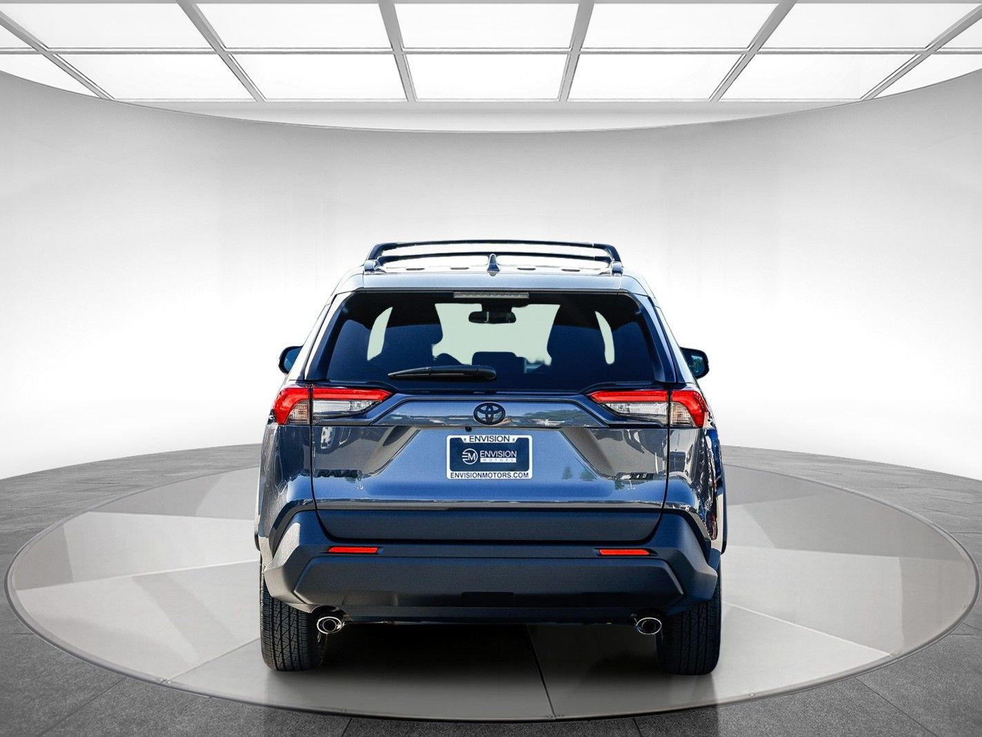 2025 Toyota RAV4 XLE photo 2