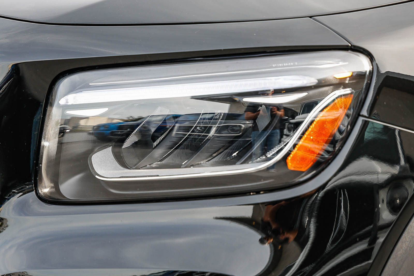 2026 Mercedes-Benz GLB GLB 250 photo 6